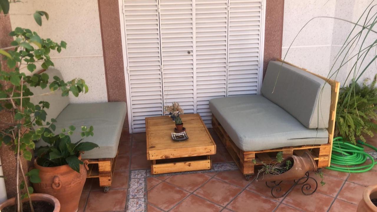 Appartamento Familia Anfitriona Acoge Terraza Siviglia Esterno foto